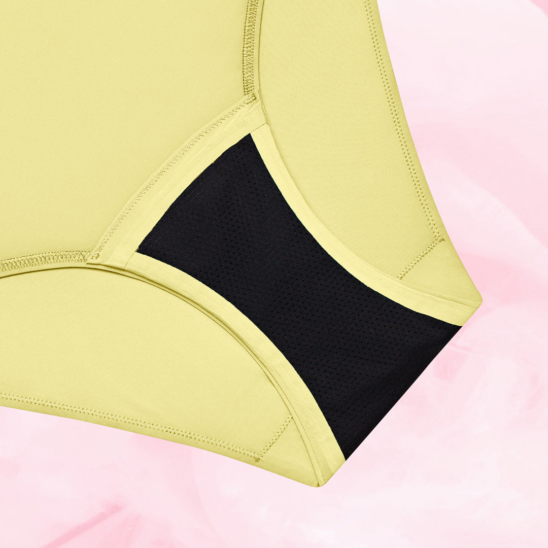 Culotte Menstruelle High Waist Light, offrant confort et confiance, idéale pour flux léger, visible en tissu doux et durable, promouvant une sensation de sécheresse.