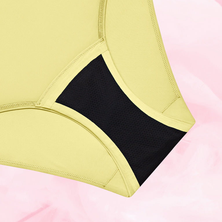 Culotte Menstruelle High Waist Light, offrant confort et confiance, idéale pour flux léger, visible en tissu doux et durable, promouvant une sensation de sécheresse.
