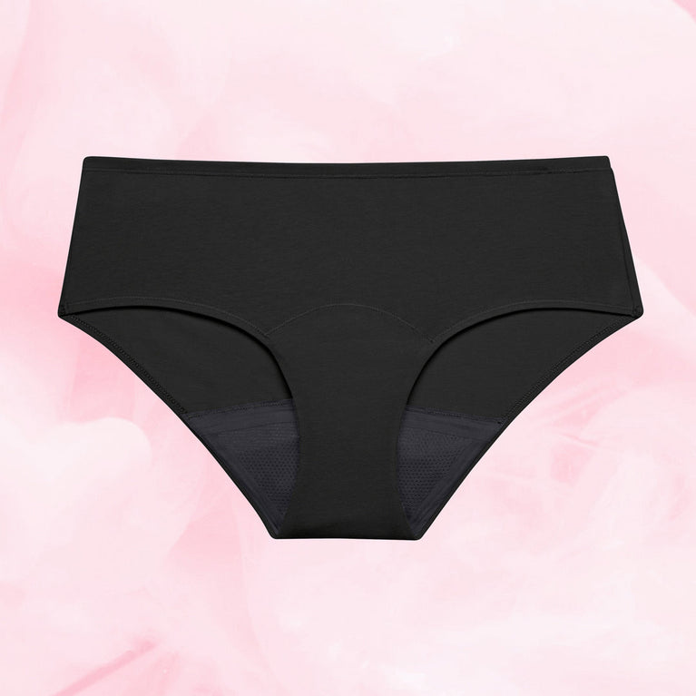 Pack Confort ultime: Culotte menstruelle noire, coupe hipster, panneau renforcé.