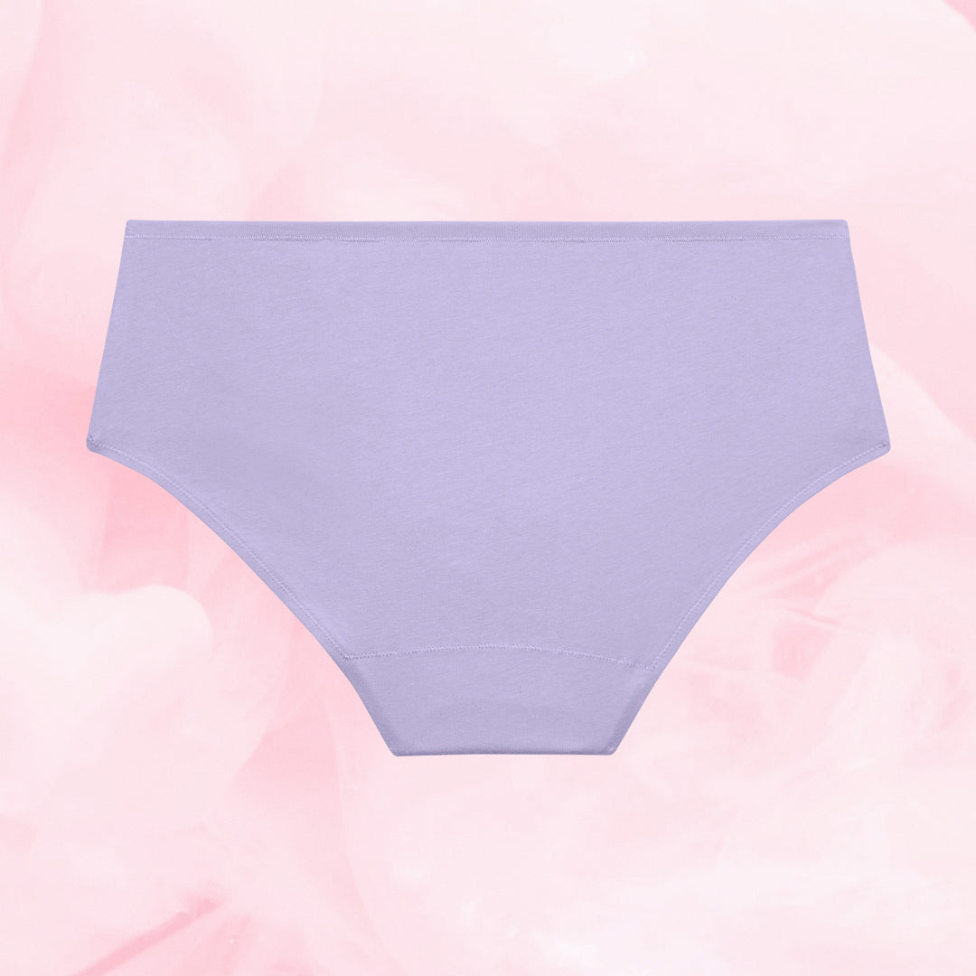 Culotte menstruelle ComfortFit Essentielle Hipster Light, offrant protection fiable et discrète grâce à la technologie TriTech Performance et gousset ComfortFit ajusté.