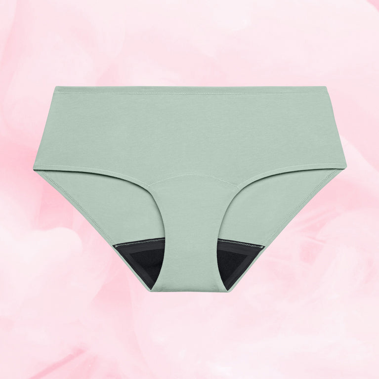Culotte menstruelle ComfortFit Essentielle Hipster Moderate, offrant protection fiable avec gousset ajusté et bords fins pour un maintien discret et confortable.