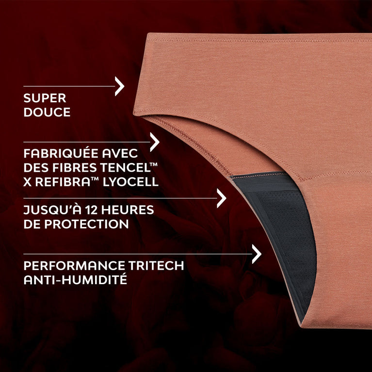 Culotte menstruelle Confort Premium Brazilian Heavy, gros plan dévoilant sa coupe haute, idéale pour protection discrète et confort optimal grâce à la technologie TriTech Performance.