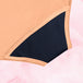 Gros plan sur la culotte menstruelle High Waist Dots Heavy, mettant en valeur la dentelle à pois et la coupe taille haute tendance.