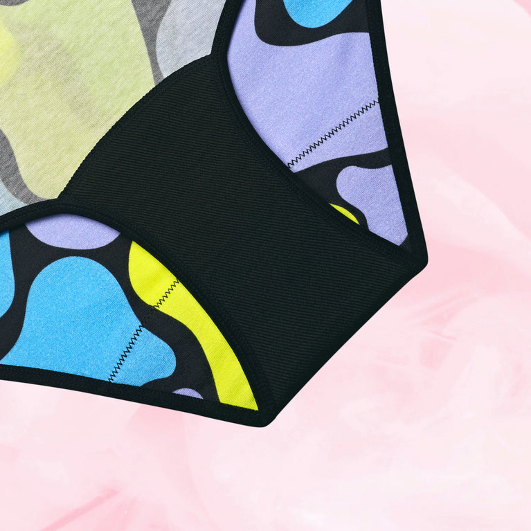 Ados - Hipster flux abondant avec panneaux noirs et patchwork multicolore.