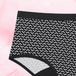Culotte menstruelle Ados - Brief Logo Waistband Moderate avec ceinture à motifs « Fearless », taille haute, conçue pour confort et protection, idéale pour adolescentes.