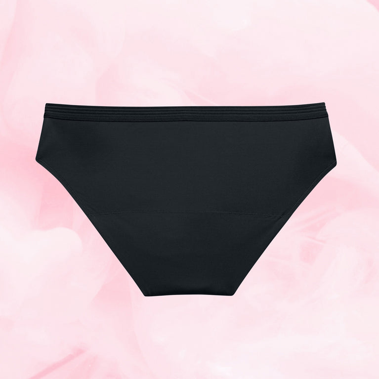 Culotte menstruelle noire Bikini Basic Moderate, conçue pour flux modérés, avec taille élastique, ultra-absorbante et réutilisable, certifiée OEKO-TEX.
